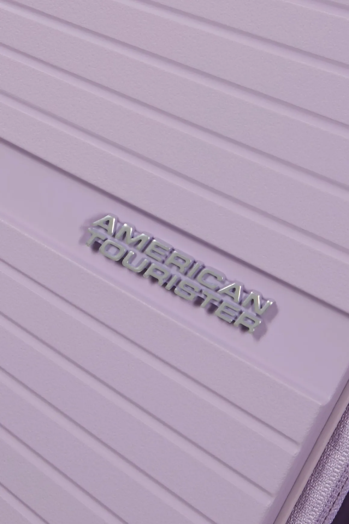 American Tourister Airconic Koffert 34L, Stormy Lilac