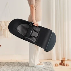 BabyBjörn Balance Soft Skråstol Woven, Sort/Mørkegrå