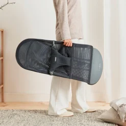 BabyBjörn Bliss Skråstol i Mesh, Anthracite