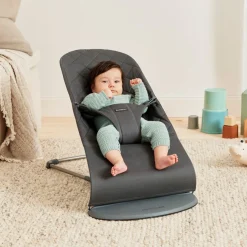 BabyBjörn Bliss Skråstol Woven Classic Quilt, Antracitgrå