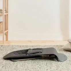 BabyBjörn Bliss Skråstol Woven Classic Quilt inkl. Sjove Øjne, Antracitgrå