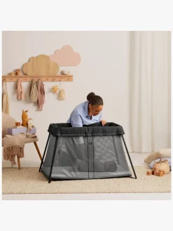 BabyBjörn Light Weekendseng, Black inkl. Overtrækslagen