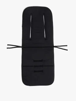 Beemoo Hynde, All Black