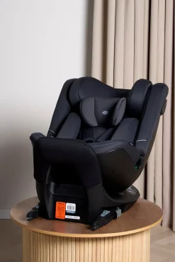 Beemoo Rotate i-Size Vendbar Autostol inkl. Ventilerende Hynde, Anthracite/Grey