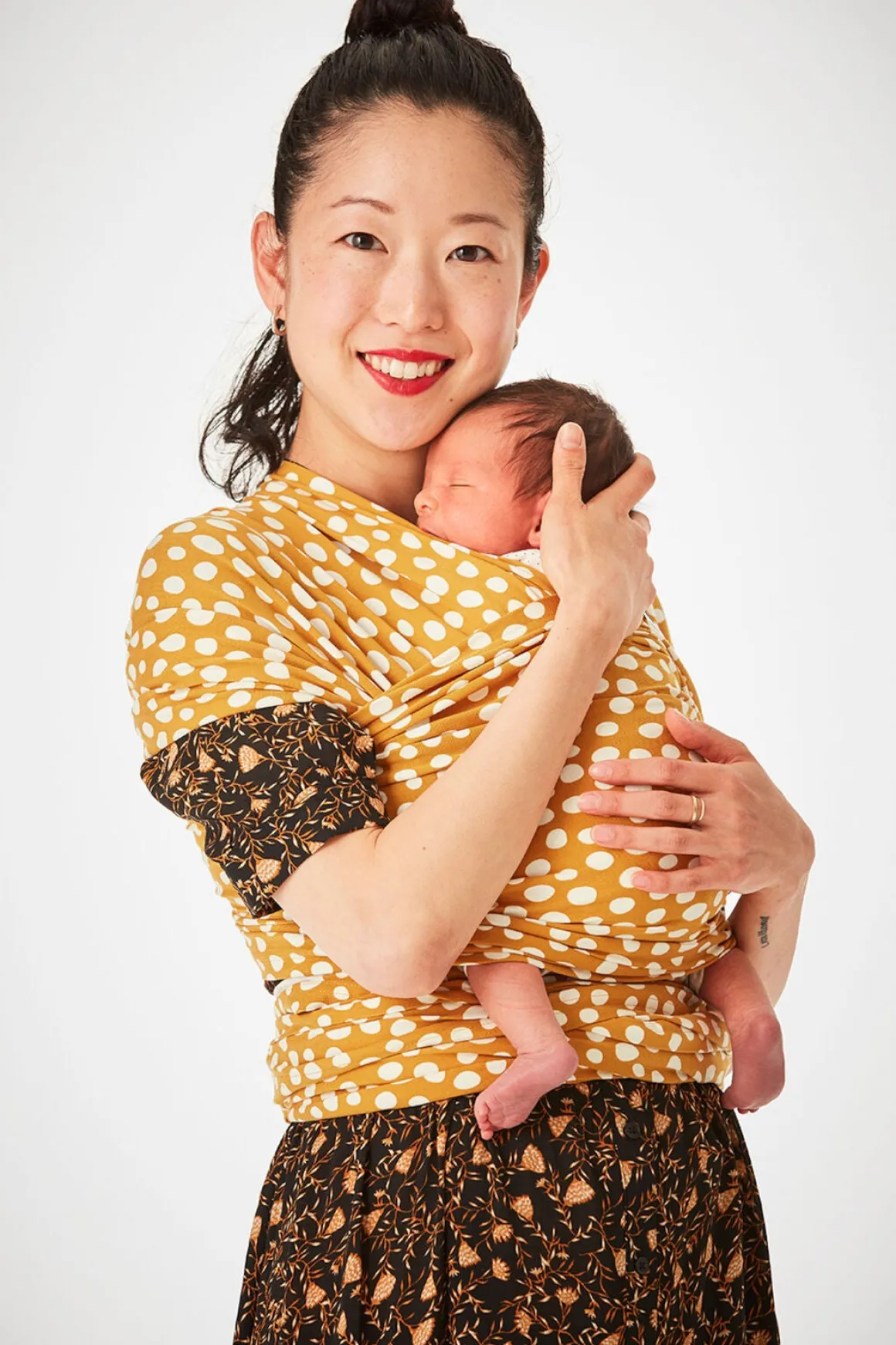 Coracor Vikle Abstract Dot, Mustard