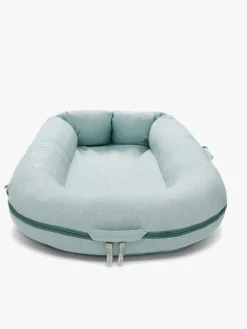 DockATot Deluxe+ Babynest, Marine Chambray