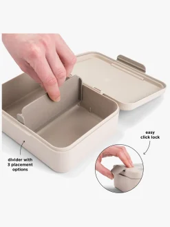 Done By Deer Celebration Madkasse, Sand