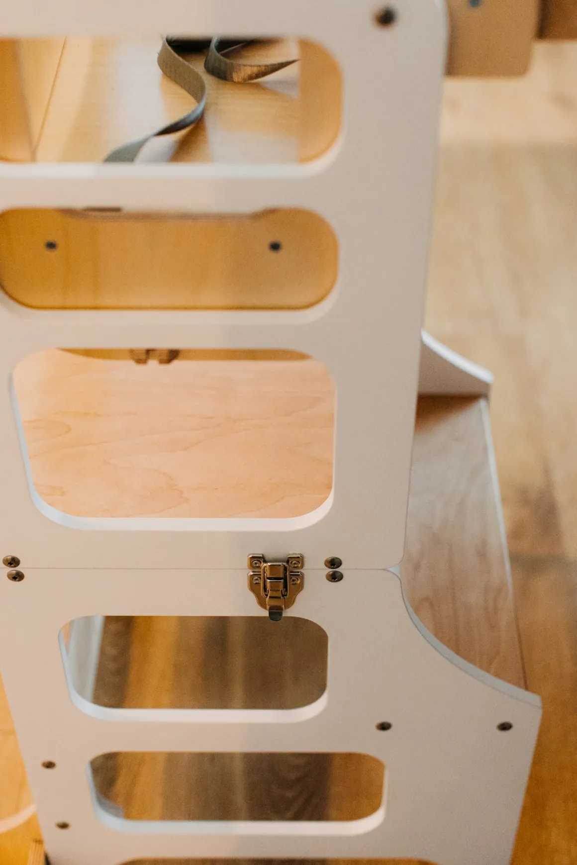 Duck Woodworks 3-i-1 Sammenklappeligt Læringstårn med Højstol, Hvid