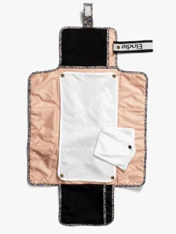 Elodie  Bærbar Puslepude, Blue Garden