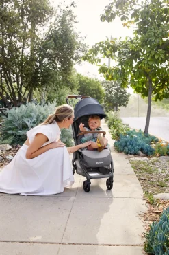 Ergobaby Metro+ Deluxe Klapvogn, London Skyline Shadow