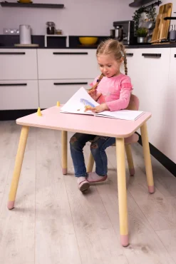 Family-SCL Kanin Bord & Stol Sæt, Pink