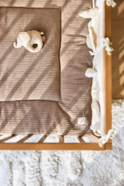Jollein Playpen Legetæppe Cloudy Rib, Milky Coffee