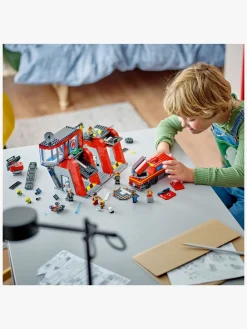 LEGO City 60414 Brandstation med brandbil