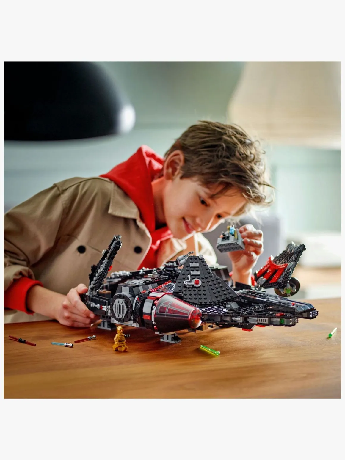 LEGO Star Wars TM 75389 Sortefalken