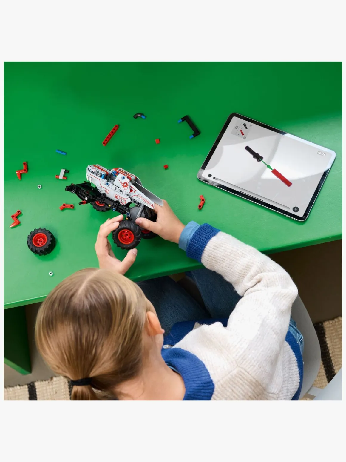 LEGO Technic 42200 Monster Jam ThunderROARus pull-back