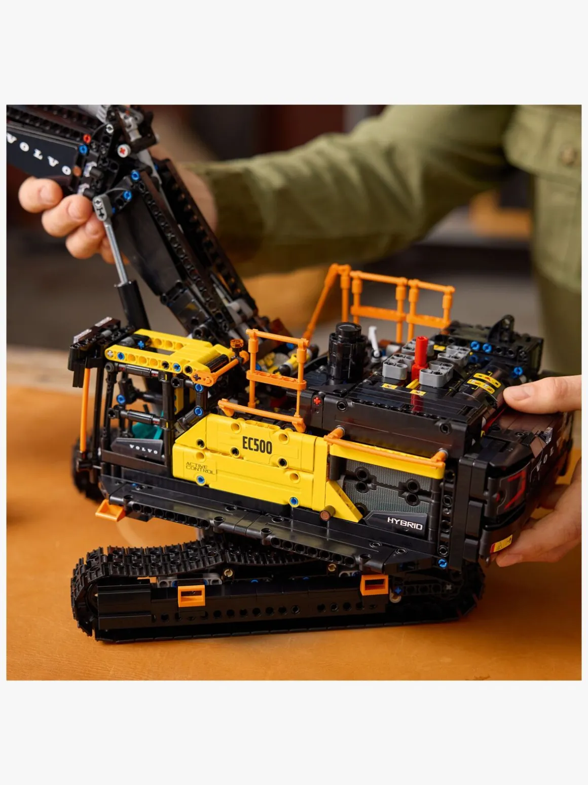 LEGO Technic 42215 Volvo EC500 Hybrid-gravemaskine