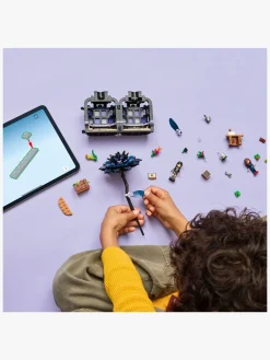 LEGO Wednesday 76784 Sort dahlia-blomst