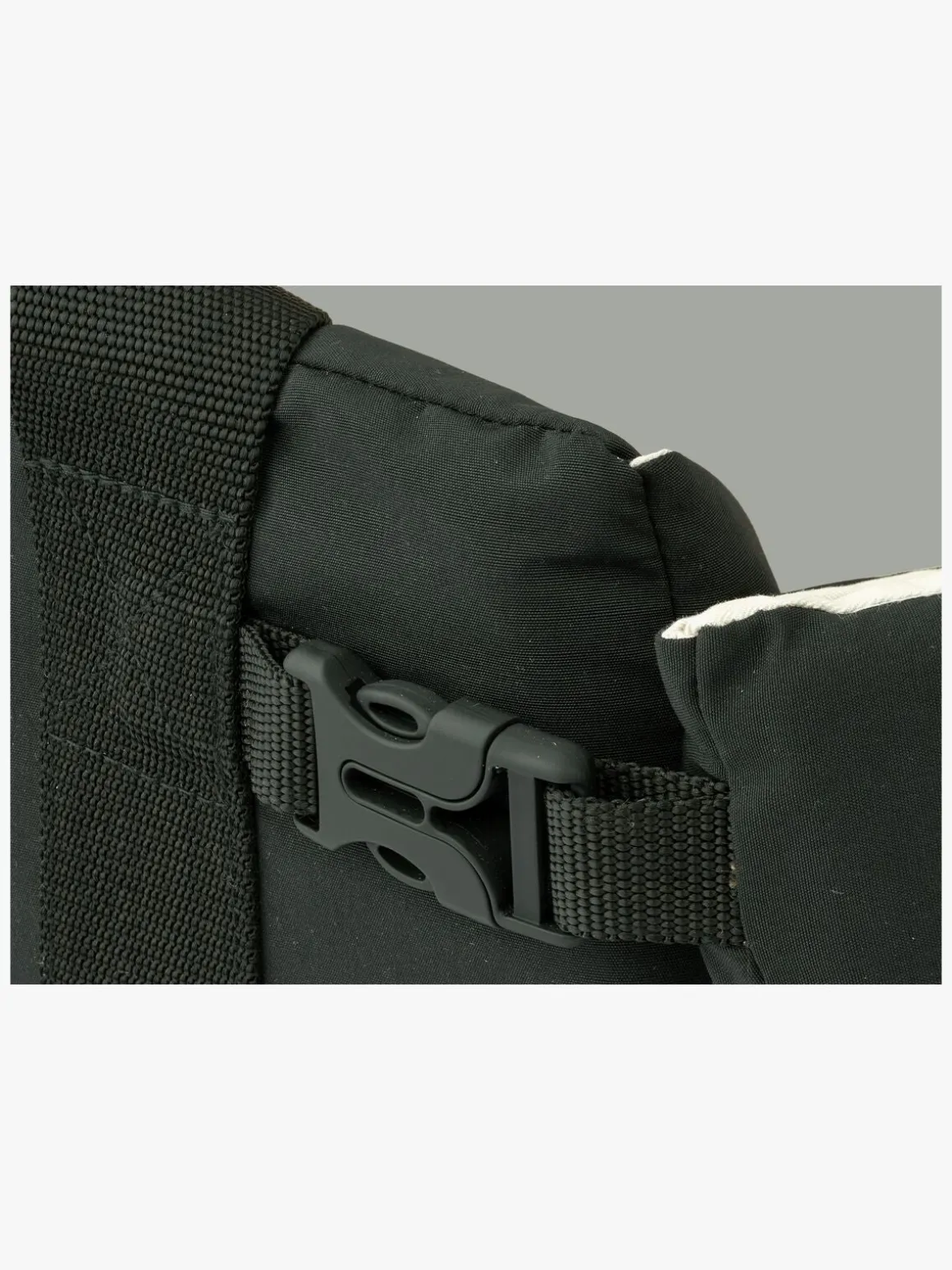 LIEWOOD Amber Babylift, Black