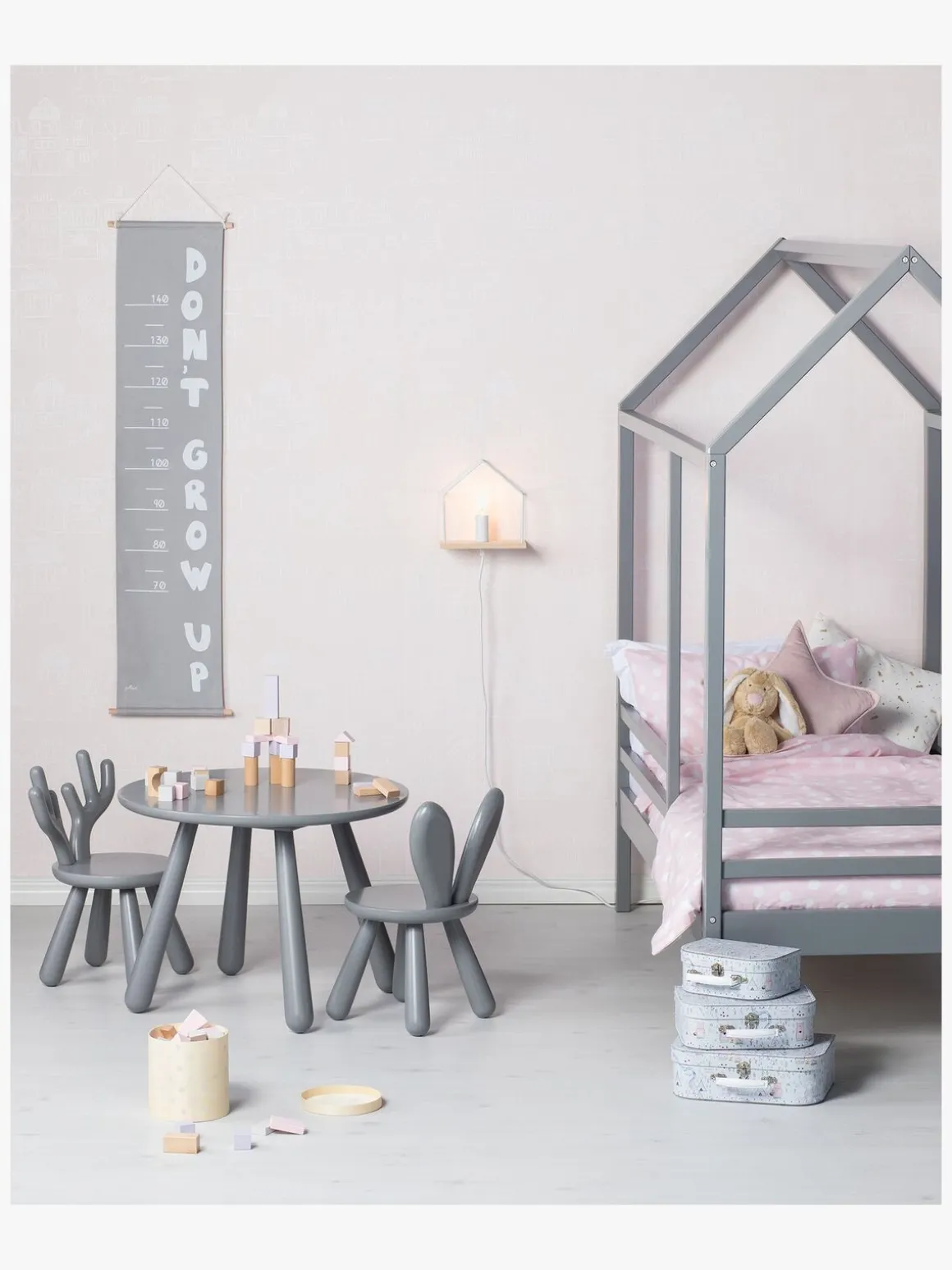 Minitude Nordic JAX Juniorseng 70x140 inkl. Sengeskuff, Grå