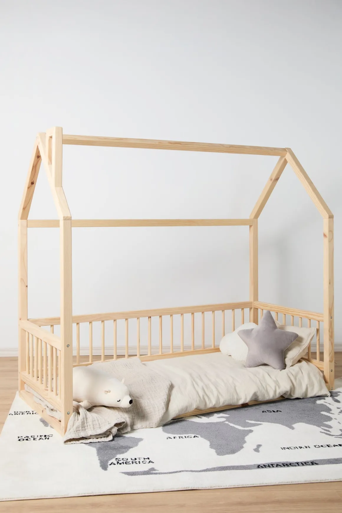 Minitude Nordic MASON Junior-/Montessori-seng 70x160, Træ