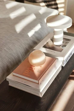 OYOY Hatto LED Bordlampe, White