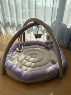 Vanilla Copenhagen Butterfly Aktivitetstæppe, Lavender