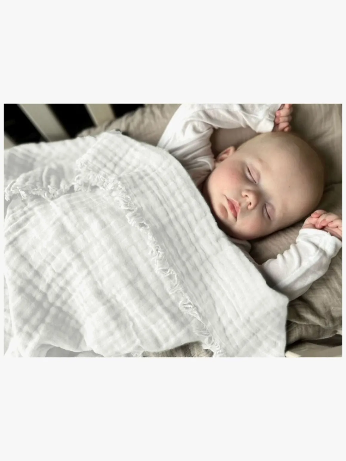 Vinter & Bloom Feather Tæppe/ Stofble i Musselin EKO, Bright White