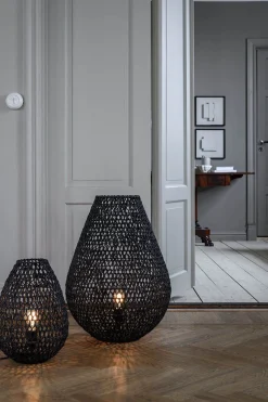 Watt&Veke Buster Bordlampe 36, Sort