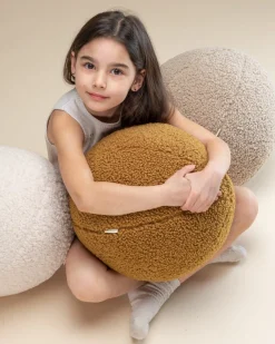 Wigiwama Bold Pyntepude, Cream White